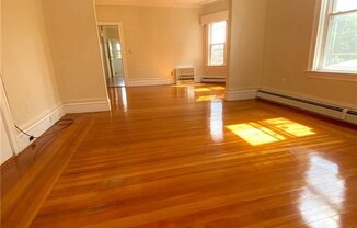 32 REYNOLDS AVE
