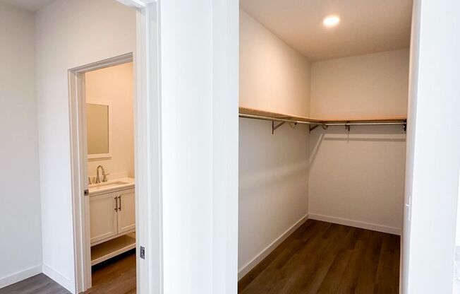 1 bed, 1 bath, 743 sqft, $1,295, Unit 315