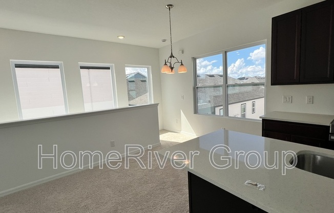 3133 VOYAGER AVE