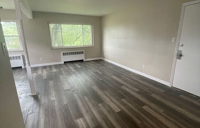 2370 West North Bend