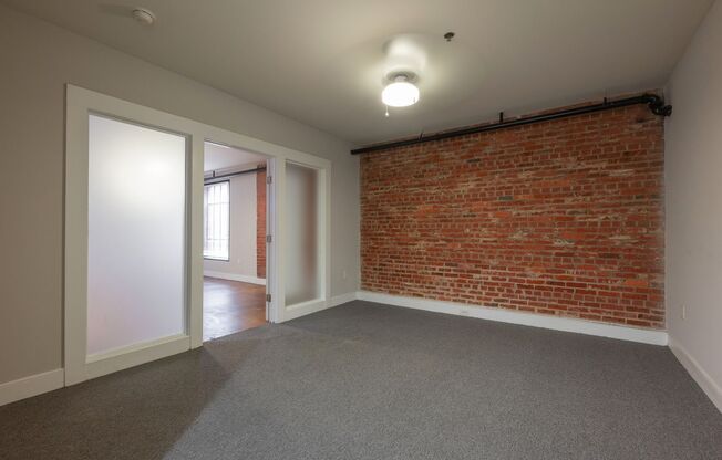 2 beds, 2 baths, 945 sqft, $1,295, Unit 301