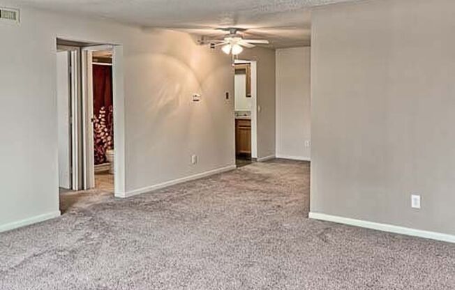 1 bed, 1 bath, 750 sqft, $940, Unit 6-23