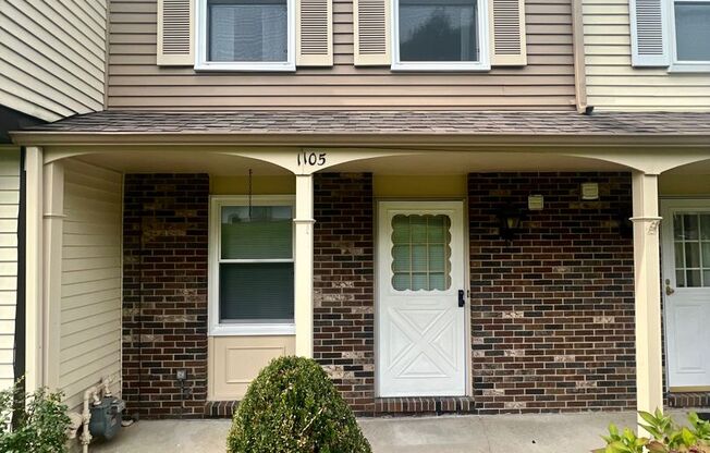 Adorable Townhouse - 2 Bedroom 1.5 Bathroom - Coraopolis