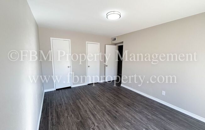 2 beds, 1 bath, $1,100, Unit D