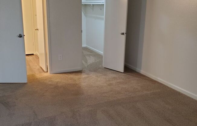 2 beds, 1.5 baths, 900 sqft, $1,620, Unit B 152