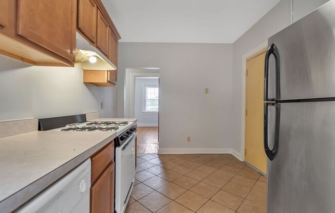 1 bed, 1 bath, 925 sqft, $1,495, Unit 17-C1