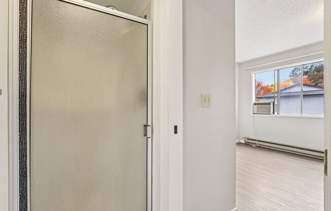 Studio, 1 bath, 400 sqft, $1,149, Unit 59