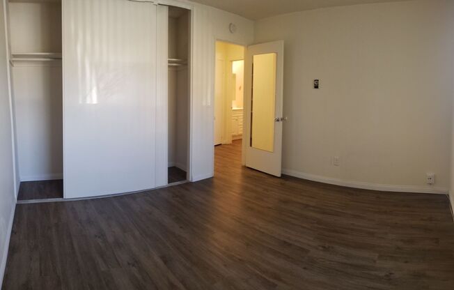 2 beds, 1.5 baths, 800 sqft, $2,100, Unit 2