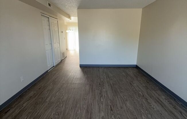 2 beds, 1.5 baths, 942 sqft, $1,399, Unit 4421A08