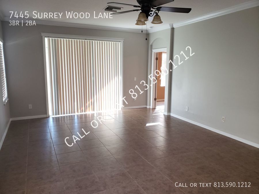 7445 SURREY WOOD LN