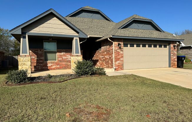 Beautiful 3 Bedroom Home in Azalea Farms in Noble