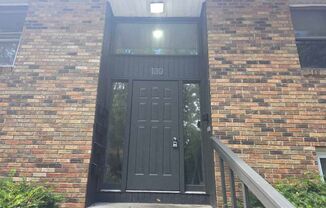 130 S Clarendon