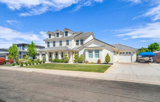 Beautiful Craftsman Home in Dixie Springs!