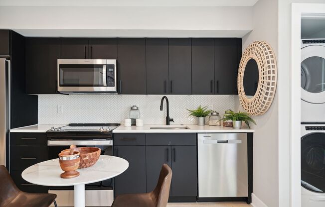 1 bed, 1 bath, 656 sqft, $1,545, Unit 208