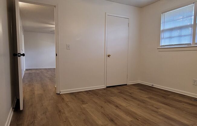 2 beds, 1 bath, $1,325