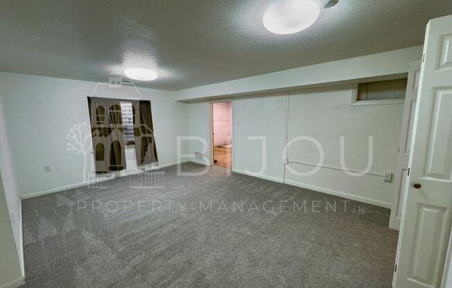 4 beds, 4 baths, $3,250