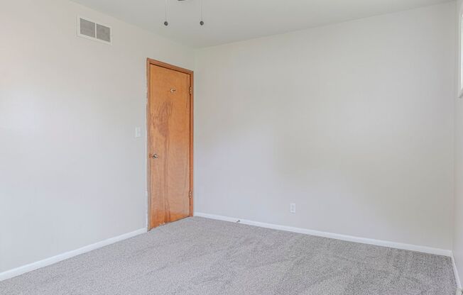 3 beds, 1 bath, $1,350