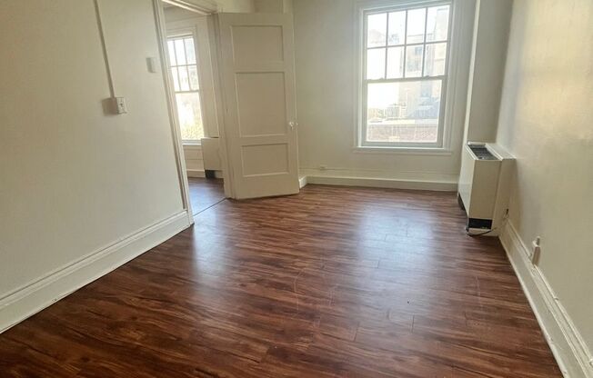 1 bed, 1 bath, 600 sqft, $1,365, Unit 407