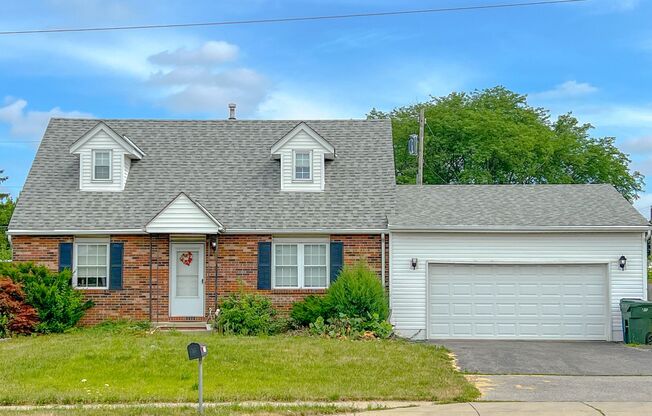 Inviting Custom Built Home for Rent in Holly Hill Neighborhood