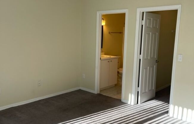 2 beds, 2 baths, $2,150