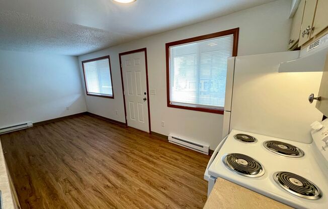Hartson 8-Plex