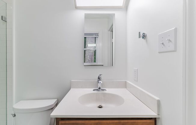 3 beds, 2 baths, 1,300 sqft, $1,950, Unit Unit A