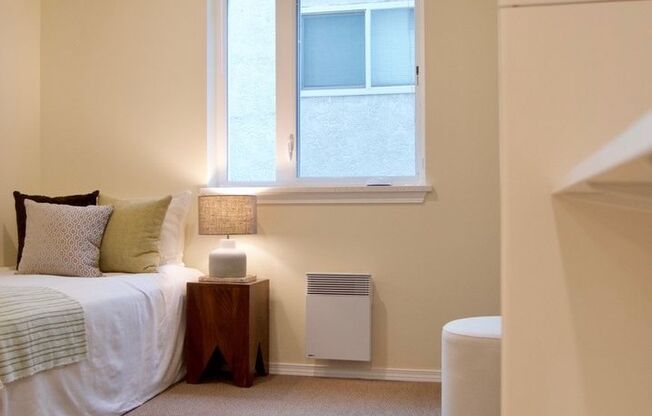 Studio, 1 bath, 157 sqft, $991, Unit E-08