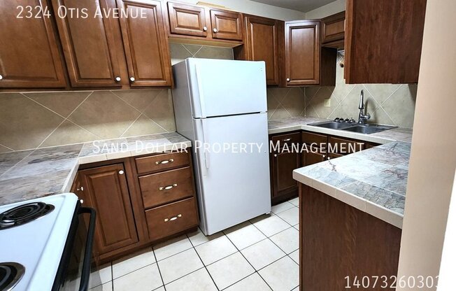 2324 OTIS AVE