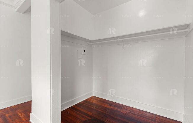 Studio, 1 bath, $1,595, Unit Unit #204