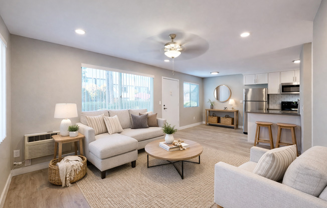 Henry Square - Where Modern Comfort Meets Neighborhood Charm