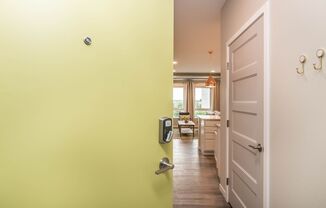 1 bed, 1 bath, 816 sqft, $1,250, Unit 409