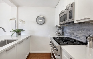 3 beds, 2 baths, 1,560 sqft, $13,500, Unit 801
