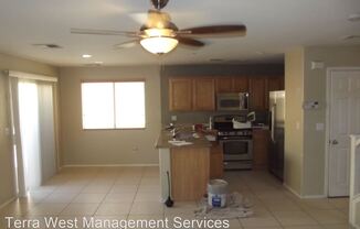 9995 Carrizo Springs Ave.