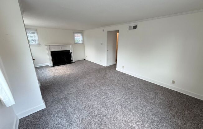 FREE FIRST MONTH'S RENT!!! Super Clean 2 Bed, 1 Bath House Close to OSU Campus!