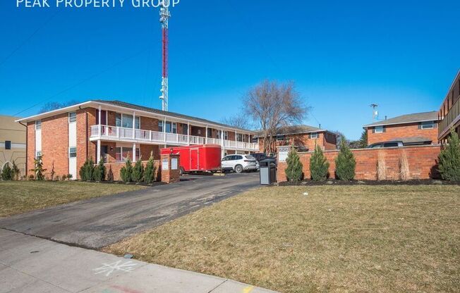 552 RIVERVIEW DR