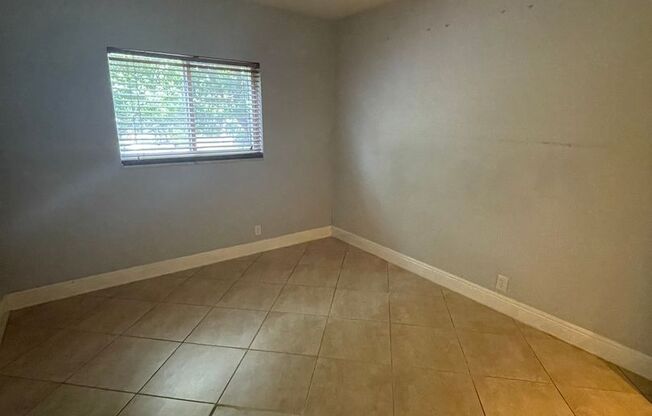 2 BED 1 BATH | BOUTIQUE BLDG | FT. LAUDERDALE