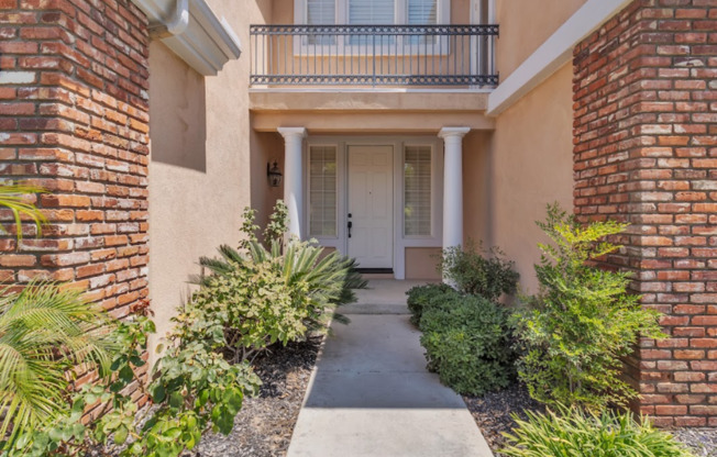 10 CLEARWATER CV