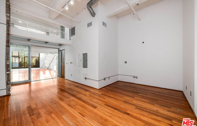 3 beds, 3 baths, 2,330 sqft, $8,500, Unit 106