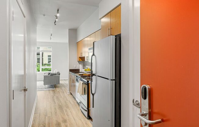 Studio, 1 bath, 565 sqft, $1,995, Unit A517