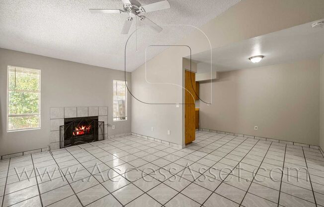 Spacious 3 Bed/2 Bath Home In Lake Elsinore!