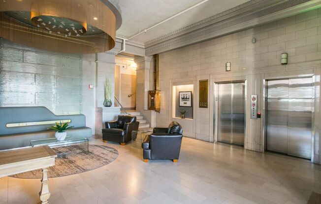 Eccentric 2 Bedroom 2.5 Bathroom Condo In Downtown ABQ!