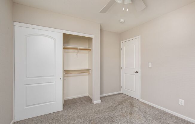 3 beds, 2.5 baths, $1,900, Unit UNIT 152