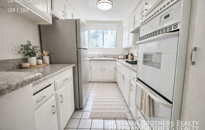 1036 N CRES HTS BLVD