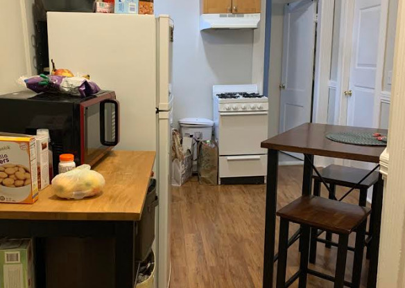 1 bed, 1 bath, $3,600, Unit 47