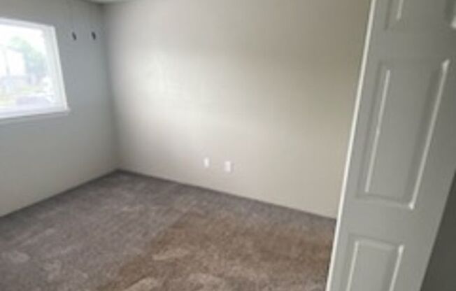2 beds, 2 baths, 856 sqft, $920, Unit 2726-1210