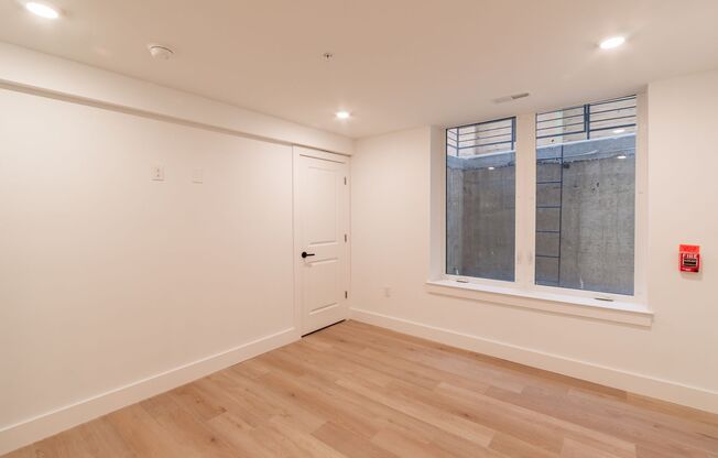 2 beds, 2 baths, 1,191 sqft, $1,775, Unit 4