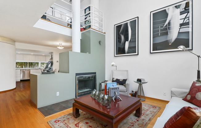 821 Bay St. Unit C4