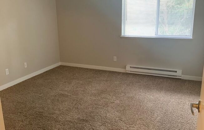 2 beds, 2 baths, 923 sqft, $1,995, Unit F203