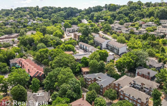Elmhardt Apartments