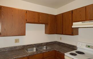 2 Bedrooms - 1 Bathroom - Central AC